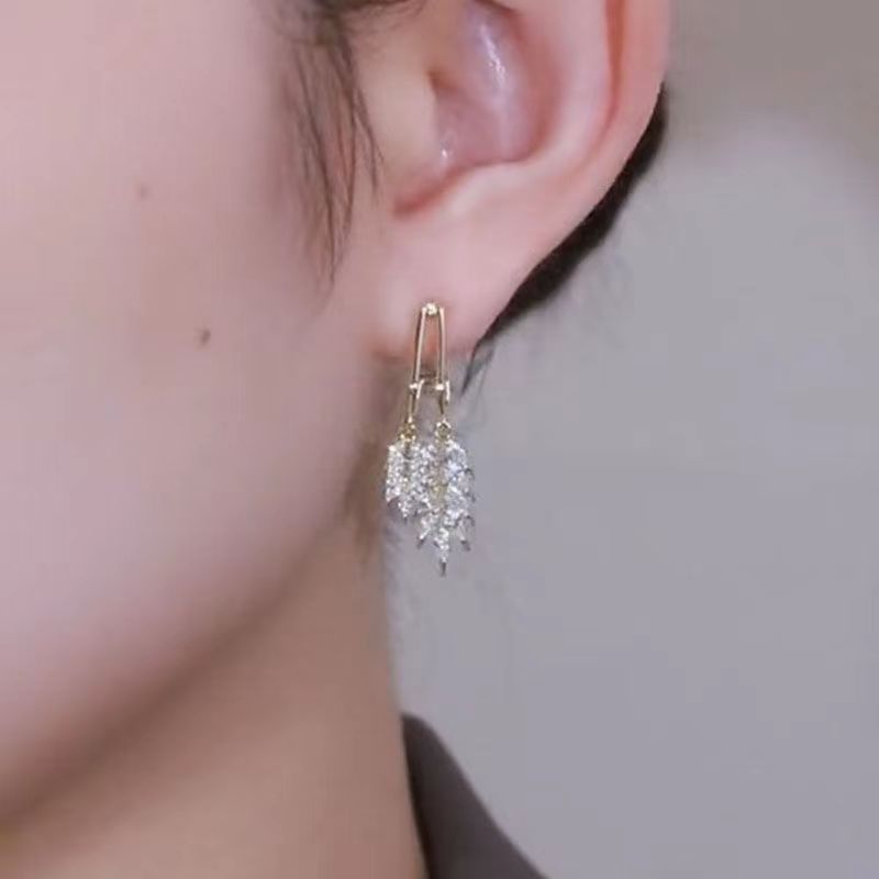 Women's Temperament All-match Sterling Silver Ear Pins